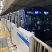 Photo taken at Tokyu Meguro Station (MG01) by かとけん on 7/23/2023