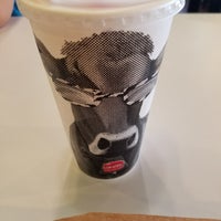 Photo taken at MOOYAH Burgers, Fries &amp;amp; Shakes by Rob B. on 6/7/2017