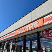Photo taken at セイコーマート るべしべ店 by のぞみ on 9/7/2022