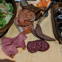 Huikea Maistelumenu Viikinkiravintola Harald