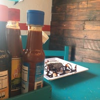7/30/2019에 Karina C.님이 El Cachanilla Tacos &amp;amp; Beer에서 찍은 사진