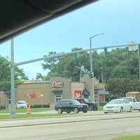 Photo taken at Raising Cane&amp;#39;s Chicken Fingers by Kim R. on 7/2/2019
