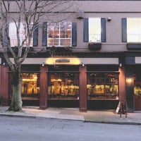 รูปภาพถ่ายที่ Smiths Pub โดย Smiths Pub เมื่อ 2/4/2020