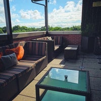 2/7/2020にEdge Rooftop Cocktail LoungeがEdge Rooftop Cocktail Loungeで撮った写真