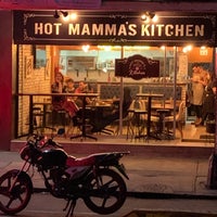 2/18/2020 tarihinde Alan S.ziyaretçi tarafından Hot Mamma’s Kitchen'de çekilen fotoğraf
