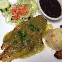 3/8/2014 tarihinde Miguel H.ziyaretçi tarafından Riviera Maya Mexican Cuisine'de çekilen fotoğraf