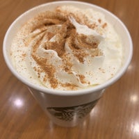 Photo taken at Starbucks by loveapple_i on 12/13/2020
