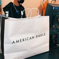 Photo taken at American Eagle Outfitters by IBRAHIM on 6/8/2021