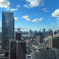 10/9/2023에 🕊️님이 The Manhattan at Times Square Hotel에서 찍은 사진