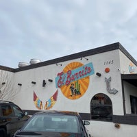 Снимок сделан в Manuel&amp;#39;s El Burrito Restaurant and Cantina пользователем Kyle A. 1/20/2022