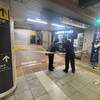 Photo taken at Den-en-toshi Line Sangen-jaya Station (DT03) by ESTA on 5/18/2022