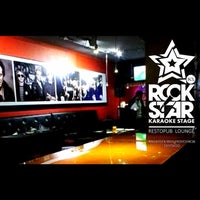 1/28/2015 tarihinde Ricardo V.ziyaretçi tarafından RockStar Karaoke'de çekilen fotoğraf