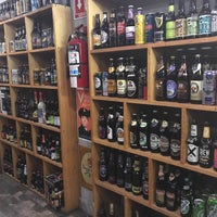 Foto tirada no(a) The Beer Company Taxqueña por Shokolatito I. em 2/15/2018