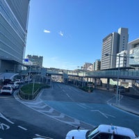 Photo taken at Shin-Yokohama Sta. Bus Stop by けんぼー on 12/17/2023