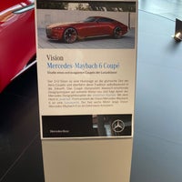 Foto tomada en Mercedes-Benz Kundencenter  por Gaby W. el 6/30/2021