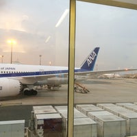 Photo taken at Gate 52 by 黒川 理. on 9/22/2016