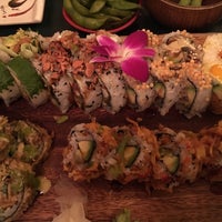 Foto scattata a Sushi Momo Végétalien da Amalia J. il 8/11/2018