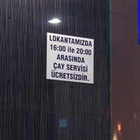 Photo taken at Öz Gaziantep Restoran by Emrah✈️ O. on 5/21/2014