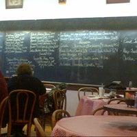 Foto scattata a Schoolhouse Restaurant da Kris C. il 10/5/2012