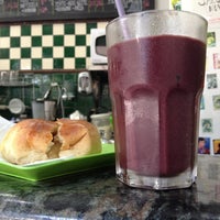 Снимок сделан в Mate Por Favor пользователем Isadora A. 8/22/2013