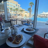 Photo taken at Hilton Hurghada Plaza by L on 8/10/2023