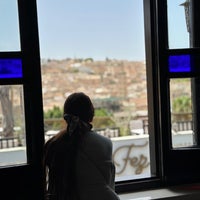 Foto diambil di Palais De Fez Dar Tazi Hotel oleh Marwa pada 7/23/2023