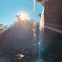 Photo taken at Noccalula Falls by Raghavi R. on 9/7/2020