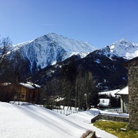 Photo taken at Grand Hotel Courmayeur by John on 3/11/2016