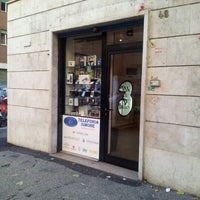 Photo taken at Telefonia Simone by Davide D. on 12/6/2012