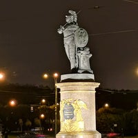 Photo taken at Суворовская площадь by глазырина и. on 11/2/2020