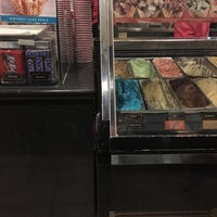 Photo taken at Cold Stone Creamery by Candice A. on 7/22/2016
