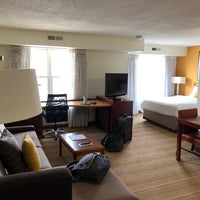 7/15/2018 tarihinde Jay S.ziyaretçi tarafından Residence Inn by Marriott Baltimore BWI Airport'de çekilen fotoğraf