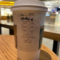 Photo taken at Starbucks by Angie💋 G. on 8/14/2022
