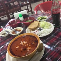3/28/2017 tarihinde Sergio D.ziyaretçi tarafından Tacos el Rey'de çekilen fotoğraf