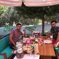Foto diambil di Maki Cafe oleh KÜRŞAT G. pada 8/29/2021
