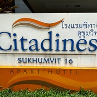 Photo taken at Citadines Bangkok Sukhumvit 16 by Nick on 4/17/2023