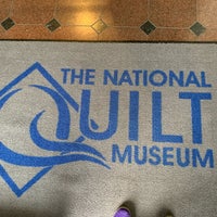 Foto tirada no(a) The National Quilt Museum por Melissa B. em 1/12/2019