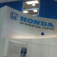 รูปภาพถ่ายที่ Honda Of Concord โดย John เมื่อ 9/18/2013