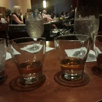 Foto scattata a Bourbon Bar da Liz W. il 10/6/2018