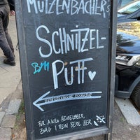 Photo taken at Mutzenbacher Schnitzelpuff by Ka W. on 10/5/2022