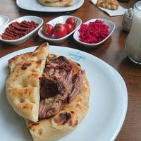 Foto tomada en Gazyağcı Furun Kebabı 1891  por Ömer K. el 10/11/2016