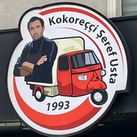 รูปภาพถ่ายที่ Kokoreçci Şeref โดย Seden C. เมื่อ 12/9/2022