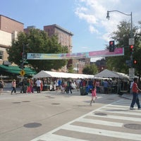 Photo taken at 17th St. Festival~Dupont Circle by invenTIFF on 9/22/2012