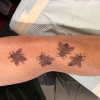 รูปภาพถ่ายที่ Brooklyn Tattoo โดย Ross B. เมื่อ 8/26/2018
