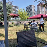 Foto scattata a Park Fırın Cafe &amp;amp; Bakery da Can Y. il 6/5/2022