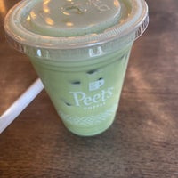 Photo taken at Peet&amp;#39;s Coffee &amp;amp; Tea by Caroline H. on 9/14/2022