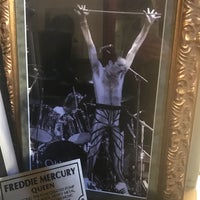 Photo taken at The Vault at Hard Rock Cafe by Theresa on 9/3/2018