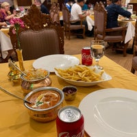 Photo taken at Indian Palace Restaurant مطعم قصر الهند by ௸ ‏ on 10/3/2022