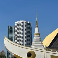 Photo taken at Wat Yannawa by Tatiana K. on 1/3/2024
