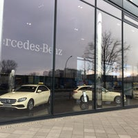 Photo taken at Mercedes-Benz Vertrieb Deutschland (MBVD) by GTS f. on 2/8/2017